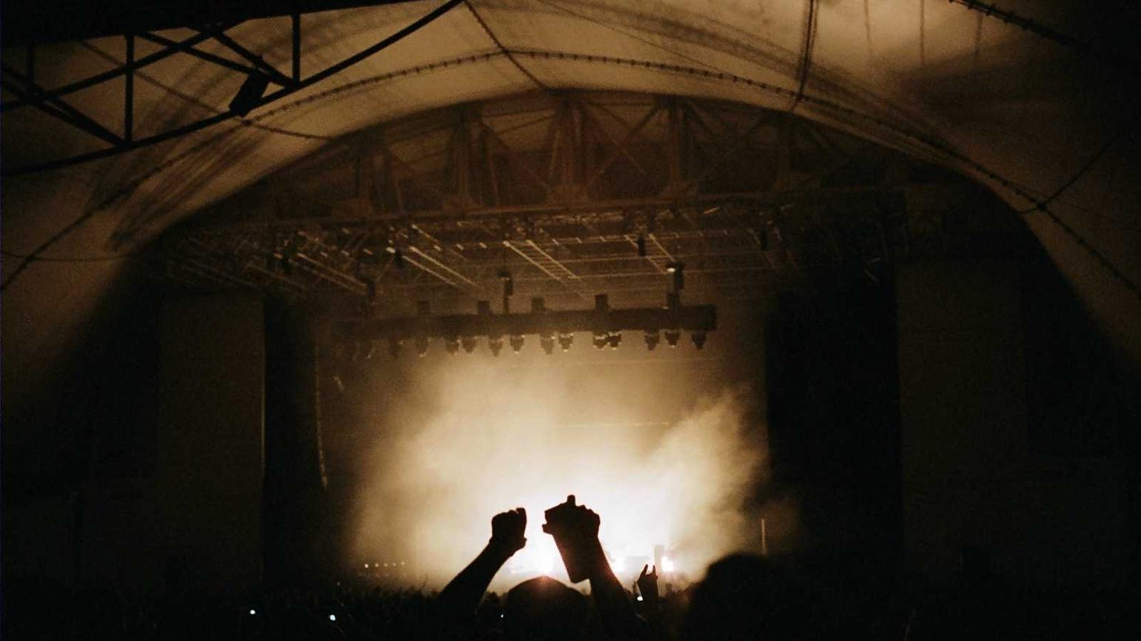 Best GuideGeek Alternative in 2026: A Full-Featured App vs. a WhatsApp Chatbot